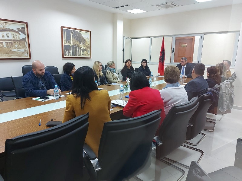 Drejtuesi i Prokurorisë pranë Gjykatës së Shkallës së Parë Elbasan Z. Kreshnik Ajazi, organizon një takim në kuadër të marrëveshjeve të bashkëpunimit të lidhura midis Prokurorisë dhe shoqatave që operojnë në Qarkun e Elbasanit