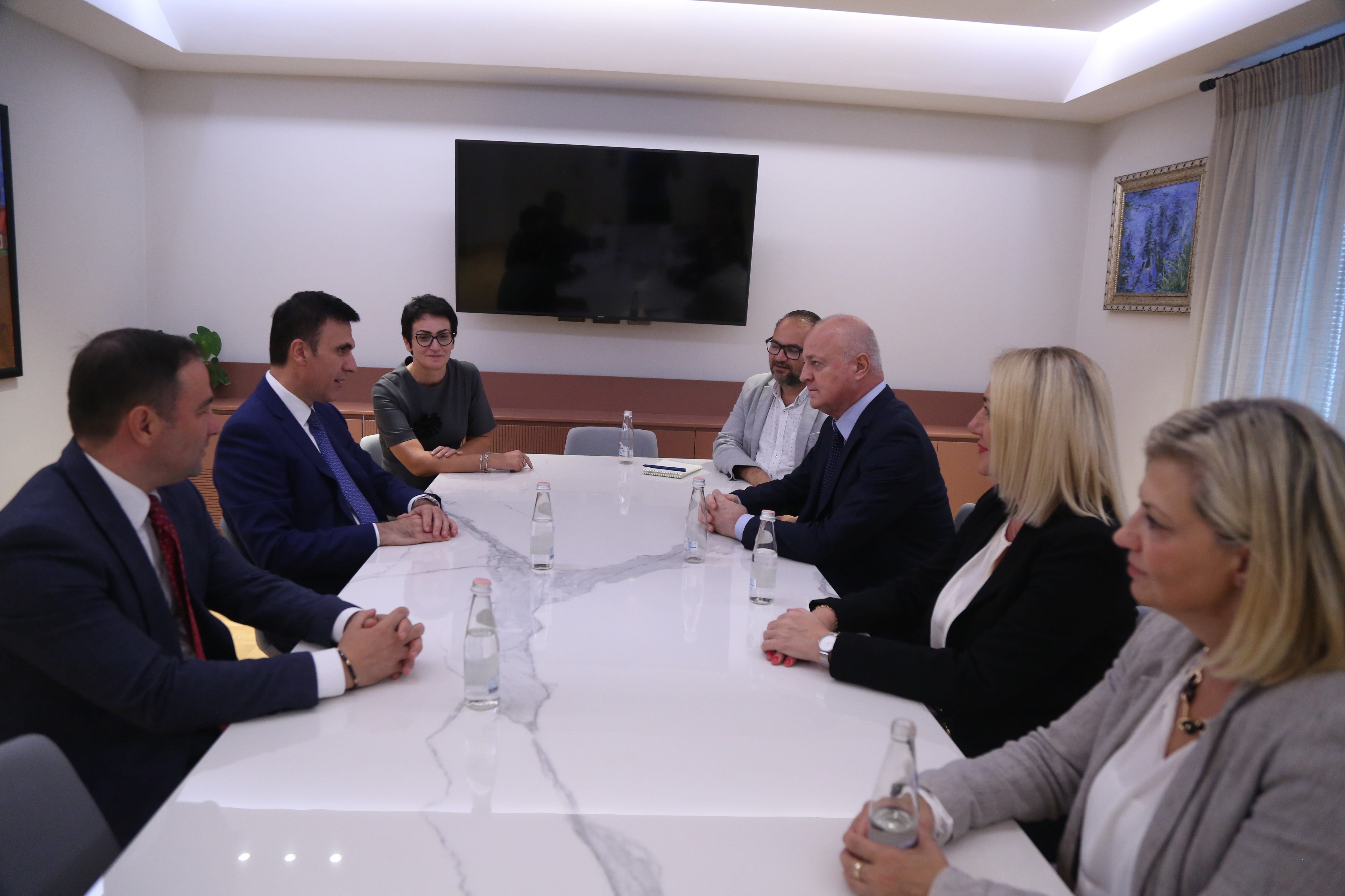 Prokurori i Përgjithshëm, Olsian Çela takim me drejtuesin e Prokurorisë për Krimin e Organizuar të Serbisë, Mlladen Nenadiç