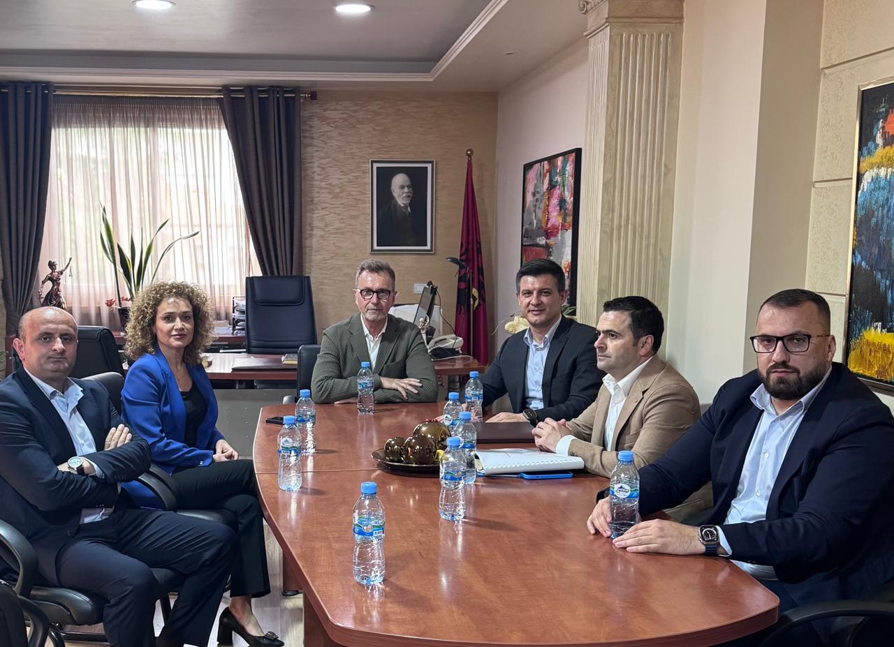 Procesi zgjedhor, prokurorët e Prokurorisë së Fierit dhe SPAK takim me Ambasadorin e Bashkimit Europian 