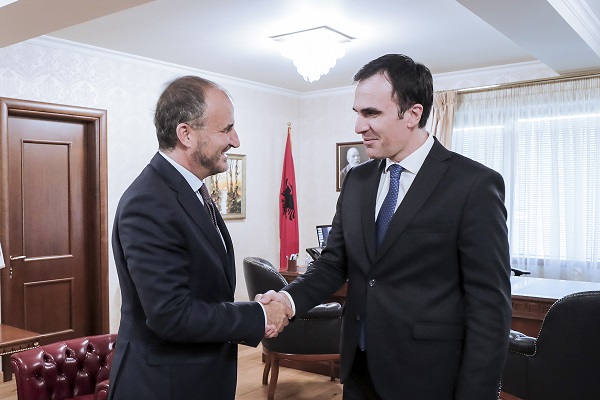 Prokurori i Përgjithshëm Olsian Çela takon Ambasadorin e Bashkimit Evropian në Shqipëri Luigi Soreca